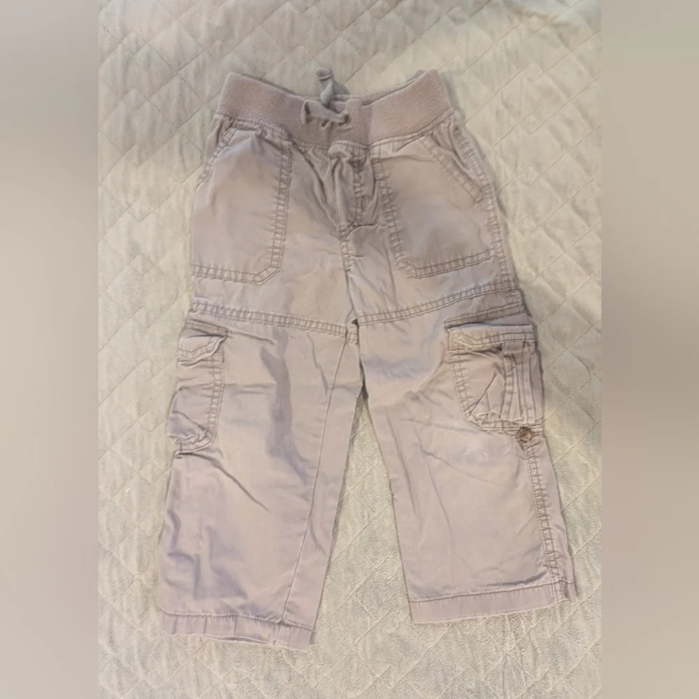 3T Bluey Shirt And Gray Cargo Pants